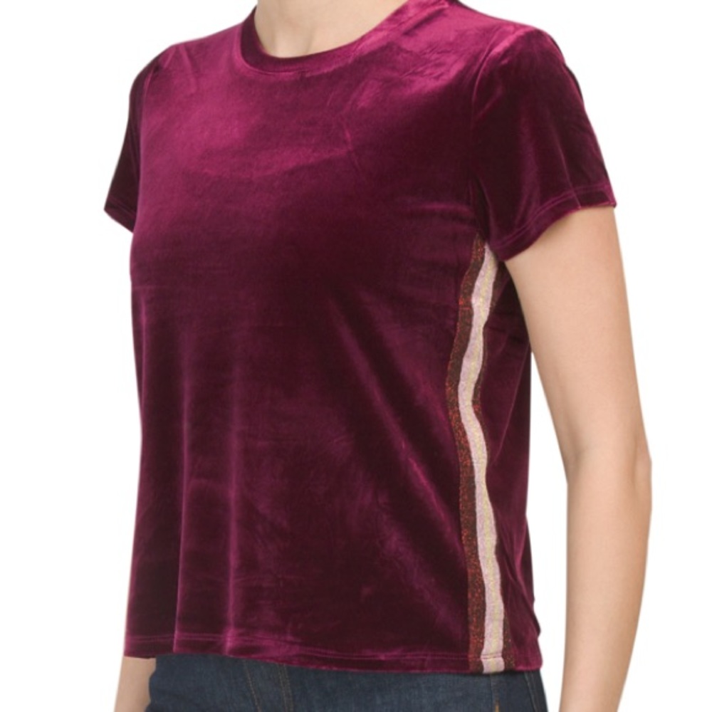 525 America velour short sleeve top in deep plum size extra small side stripe